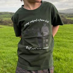 "Being raised a farm kid, Best gift ever received" Novelty Kids Bottle Green T-Shirt
