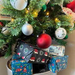 GRASSMEN Christmas Gift Wrap 70cm x 50cm Sheet