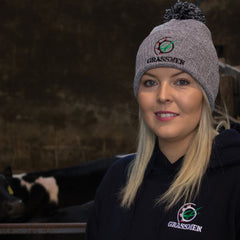 "GRASSMEN" Bobble Hat Light Grey